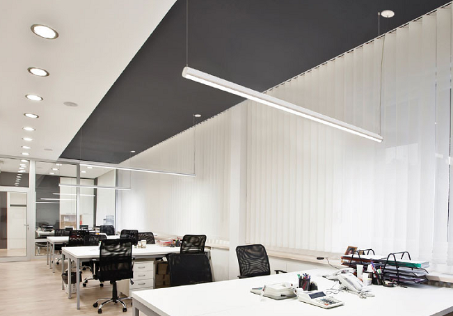 Neutral Light in Office