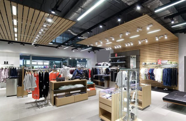 5000K LED Lighting in A Retail Store